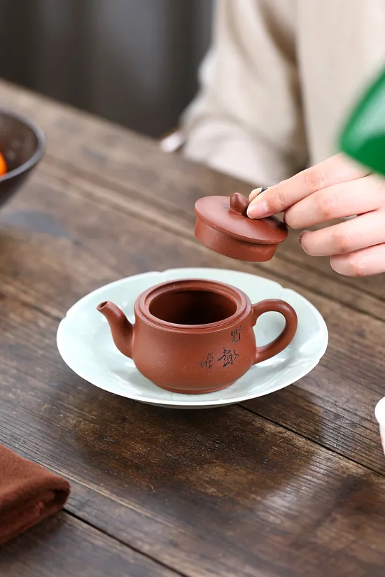 Zisha Teapots: Eggplant | 900 CNY 5
