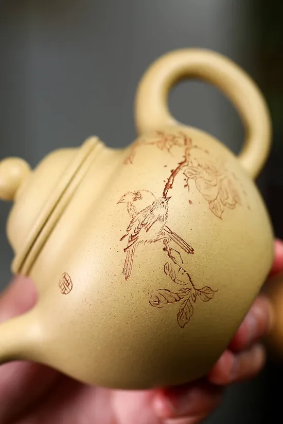 Zisha Teapots: aged Ben Shan Luni clay | Wu Weiming 2
