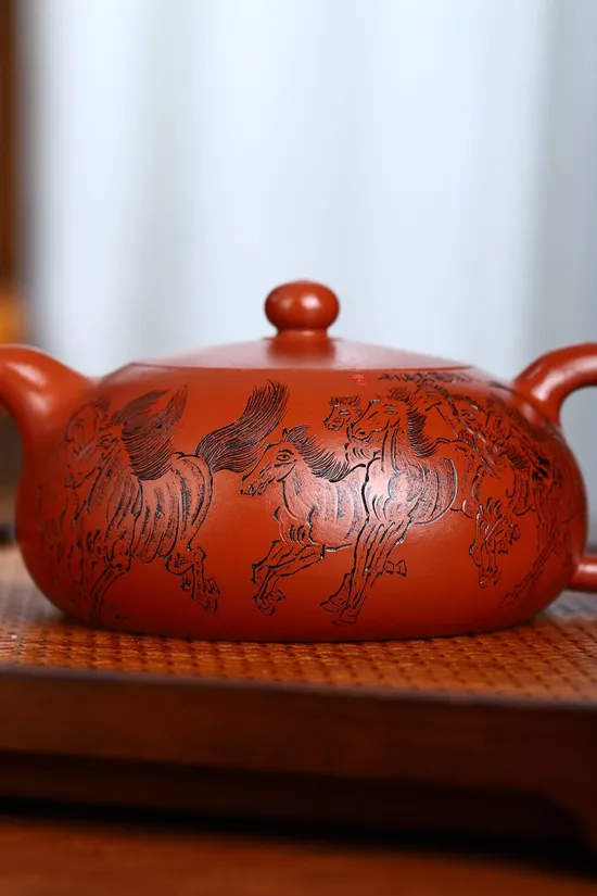 Zisha Teapots: Half-Moon design | Dahongpao clay | 1800 CNY 3