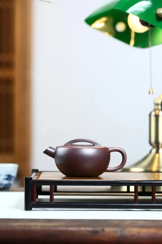 Zisha Teapots: Flat Han Tile | 1440 CNY 3