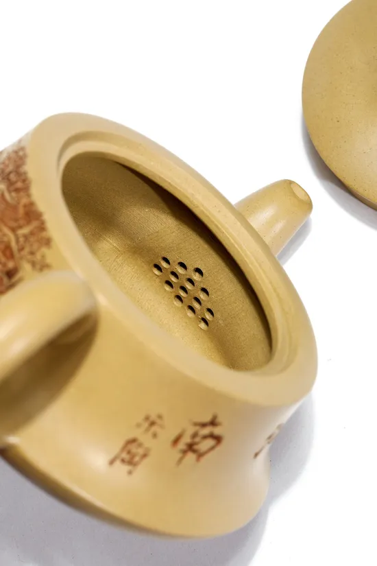Zisha Teapots: Smooth Sailing | 2100 CNY 5