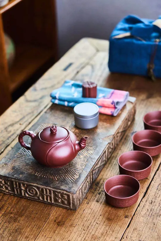 Zisha Teapots: Flowers in Full Bloom | 2400 CNY 7