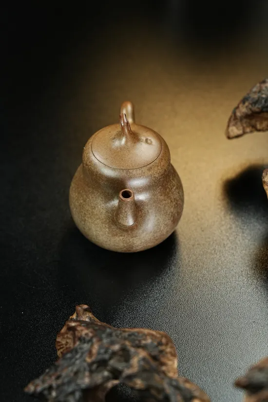 Zisha Teapots: Duan clay | Hulu Fortune design | 130cc capacity 7