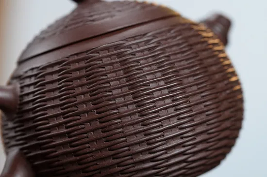 Zisha Teapots: Bamboo-Woven Xishi | 2100 CNY 2