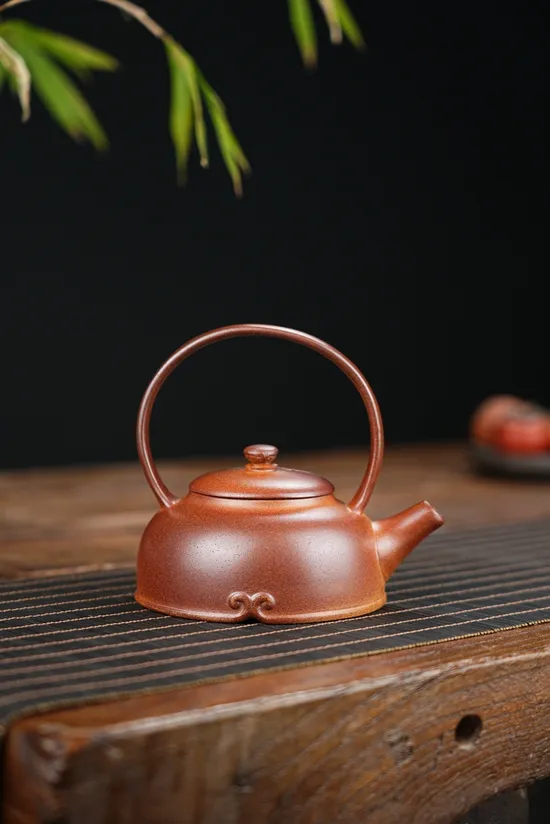 Yixing Zisha Teapot | Artisan Crafted Clay Pot with Agarwood Clay 1