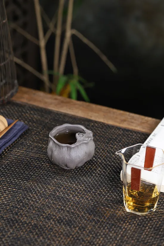 Zisha Teapots: green-gray duan clay | Lu Xia 2