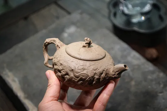 Yixing Dragon Teapot – Handcrafted Ceramic Artistry & Tea Mastery 3