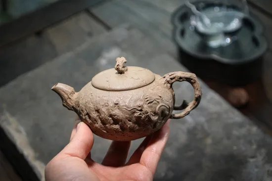Yixing Dragon Teapot – Handcrafted Ceramic Artistry & Tea Mastery 8