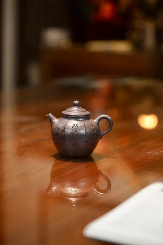 Yixing Clay Teapot Handcrafted Artisan Zisha Ceramic Collectible 5