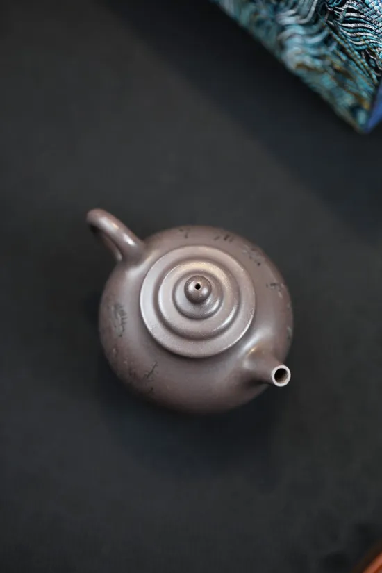 Yixing Clay Teapot Handcrafted Artisan Zisha Ceramic Collectible 8