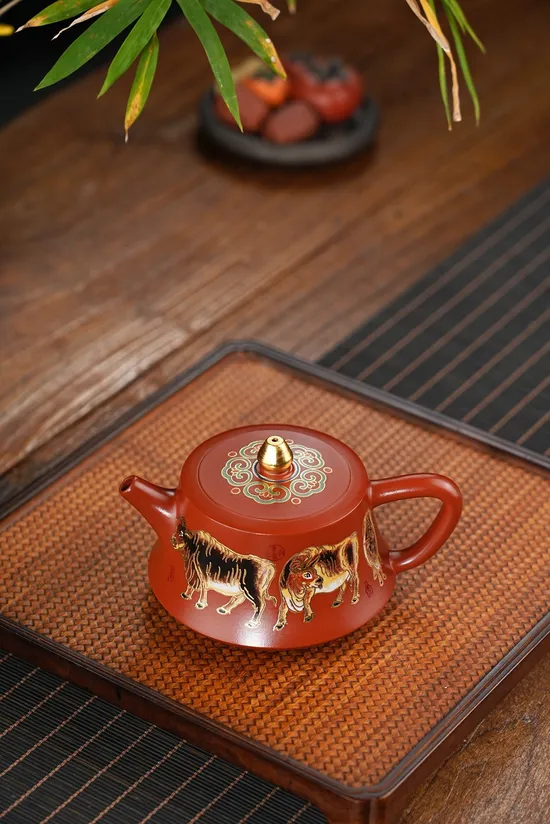 Yixing Zisha Teapot | Handcrafted Purple Clay Teapot Artisan 7