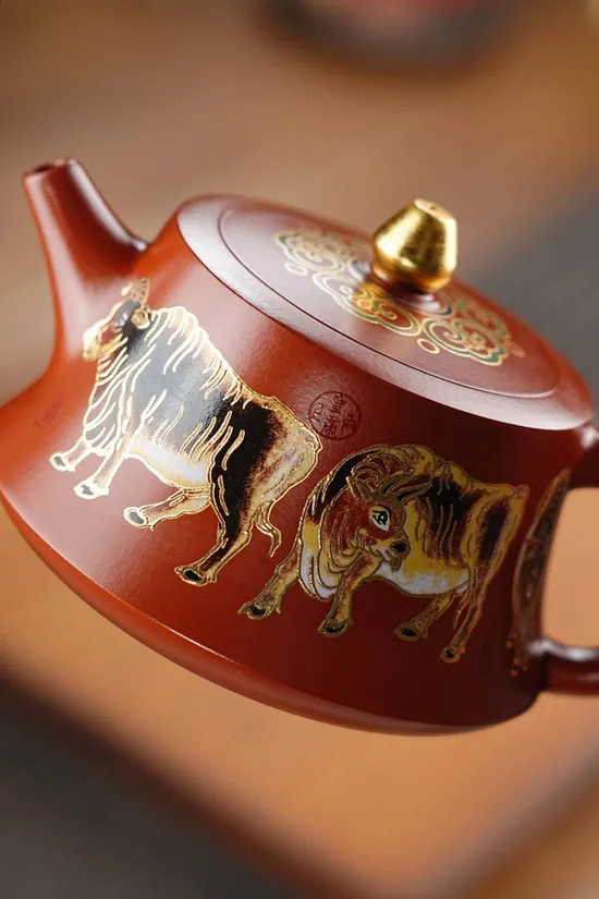 Yixing Zisha Teapot | Handcrafted Purple Clay Teapot Artisan 8
