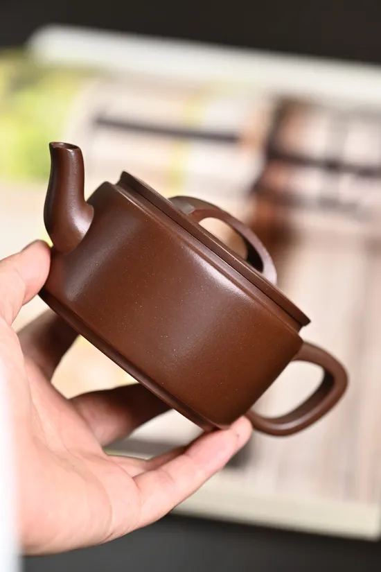 Zisha Teapots: old purple clay | seven-hole spout 7