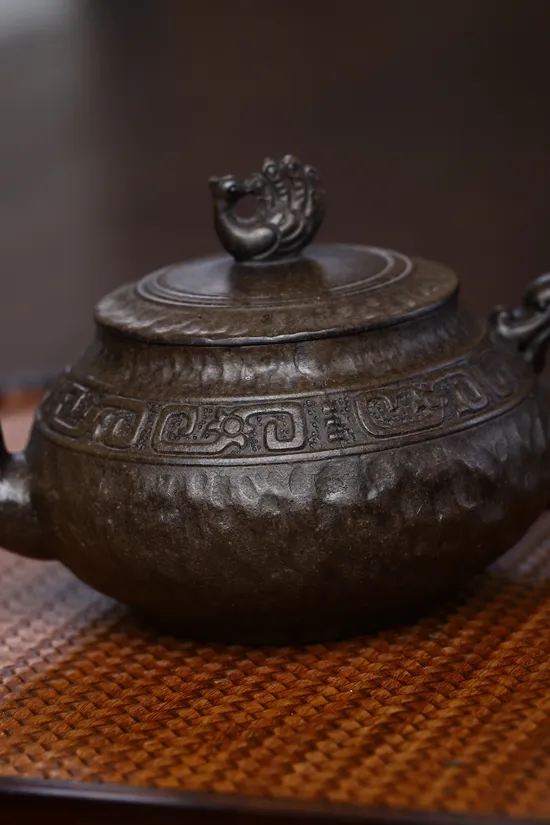 Zisha Teapots: Dragon and Phoenix Auspiciousness | 2100 CNY 3