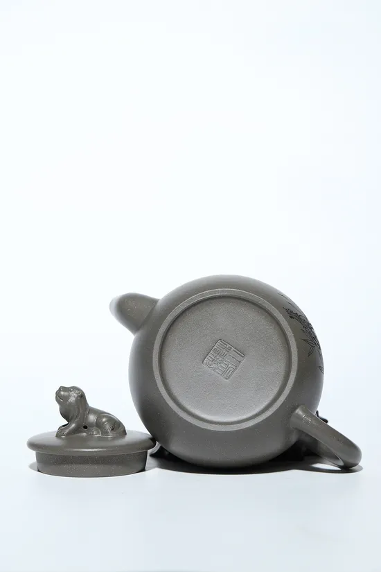 Zisha Teapots: Plum Fragrance Teapot | 12 | 000 CNY 4