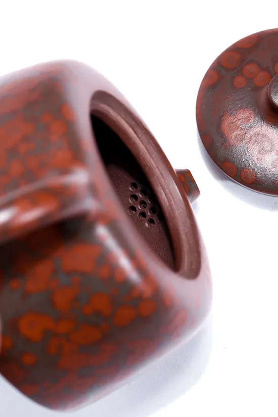 Zisha Teapots: Horizon | aged purple clay 1