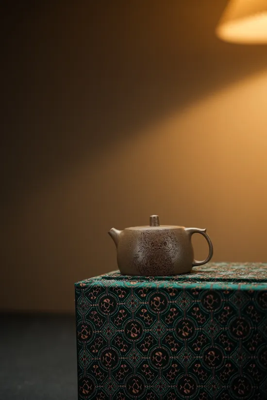Zisha Teapots: Qingjiangpo clay | 120cc capacity 2
