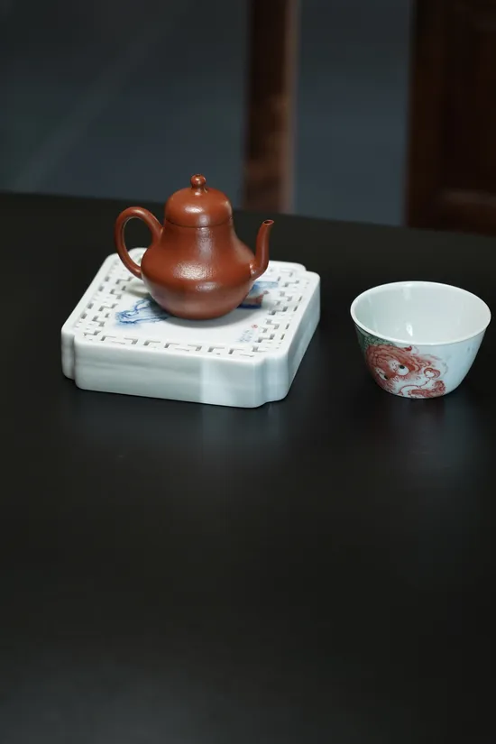 Handcrafted Yixing Teapot 90cc, Premium Purple Clay Pottery 7