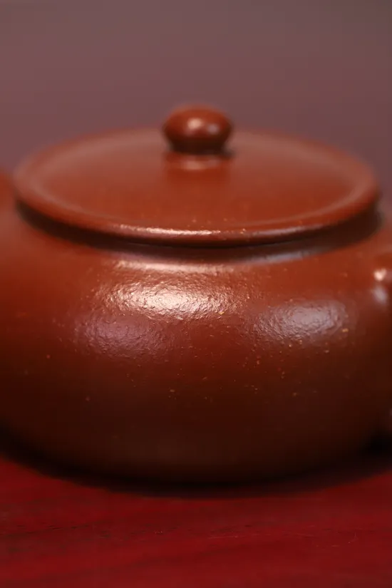 Yixing Zisha Teapot | Handcrafted Red Clay Teapot by Master Feng 2