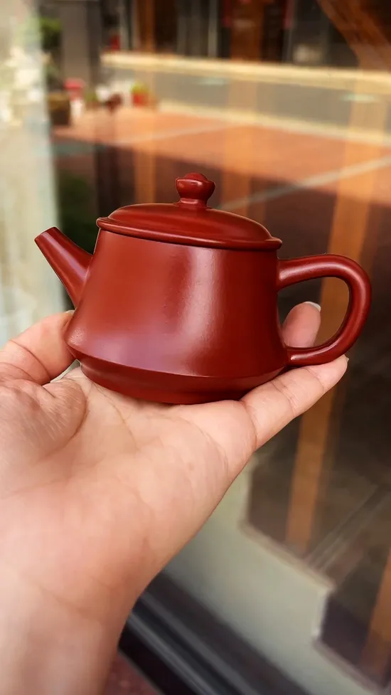 Handcrafted Yixing Zisha Teapot - Premium Clay, Artisan Collection 5