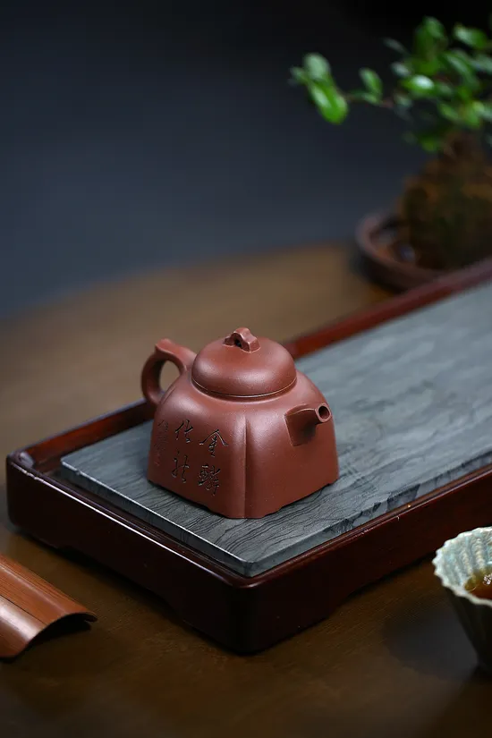 Handcrafted Yixing Clay Teapot - Artisan Ceramic Tea Ware 7