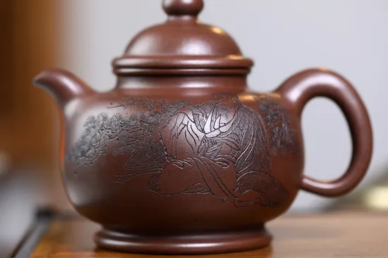 Premium Yixing Zisha Clay Teapot | Handcrafted Artisan Teapots 8