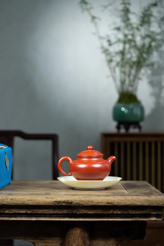 Premium Yixing Zisha Teapot | Handcrafted Artisan Ceramic Teapots 5
