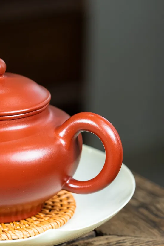 Premium Yixing Zisha Teapot | Handcrafted Artisan Ceramic Teapots 6