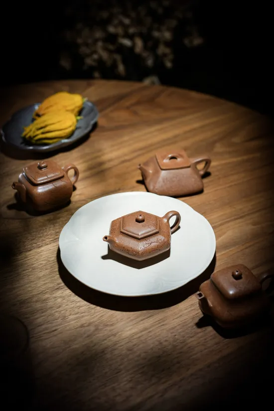 Zisha Teapots: Small Hexagonal | aged duanní clay 1
