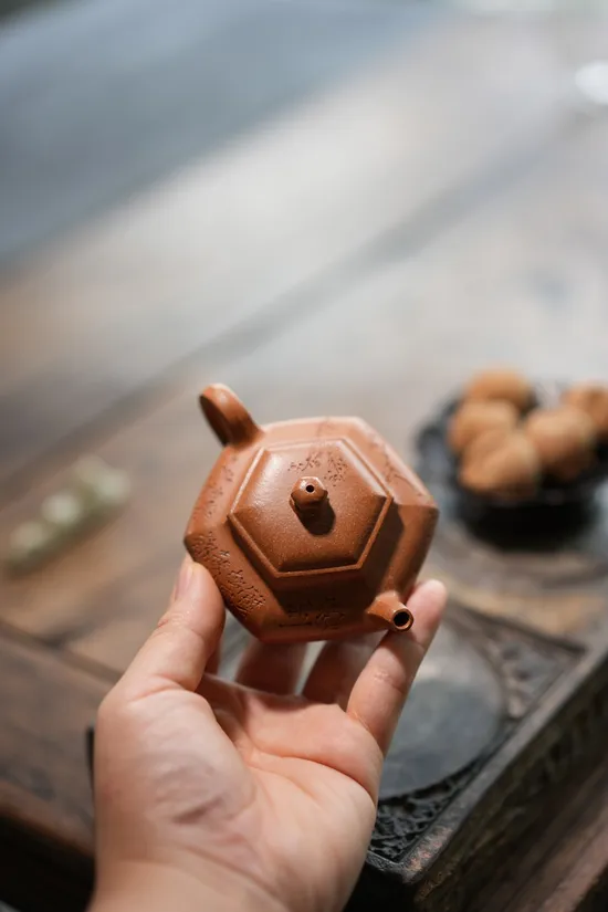 Zisha Teapots: Small Hexagonal | aged duanní clay 7