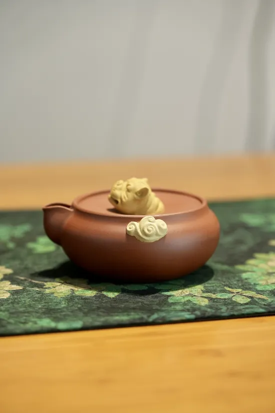 Handcrafted Yixing Clay Teapot | Artisan Zisha Tea Pot 180cc 6