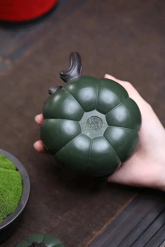 Zisha Teapots: Shen Jiankang | Gourd-shaped 2