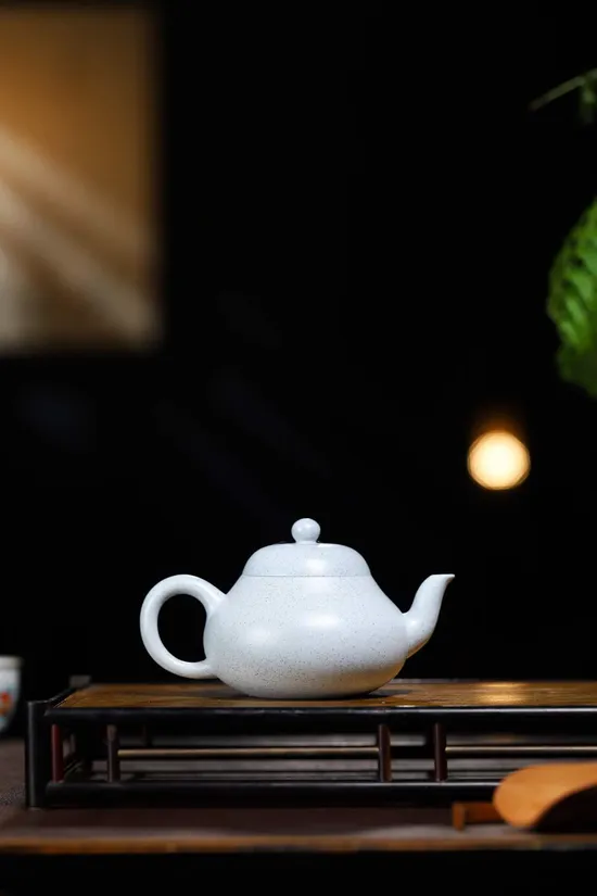 Zisha Teapots: blue clay | pear-shaped design 8