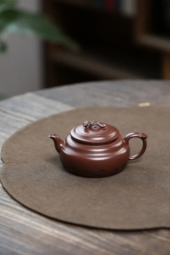 Yixing Zisha Teapot - Handcrafted Clay Artistry & Collectible Masterpiece 7