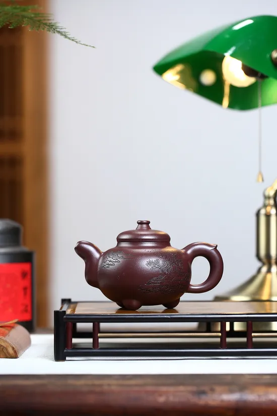 Yixing Clay Teapot - Handcrafted Three-Legged Gourd Design 2