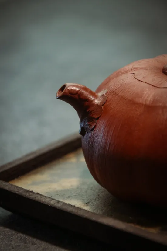 Zisha Teapots: gourd-shaped | 1800 CNY 1