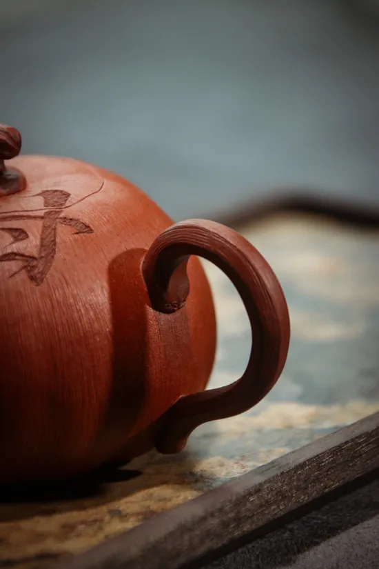 Zisha Teapots: gourd-shaped | 1800 CNY 7