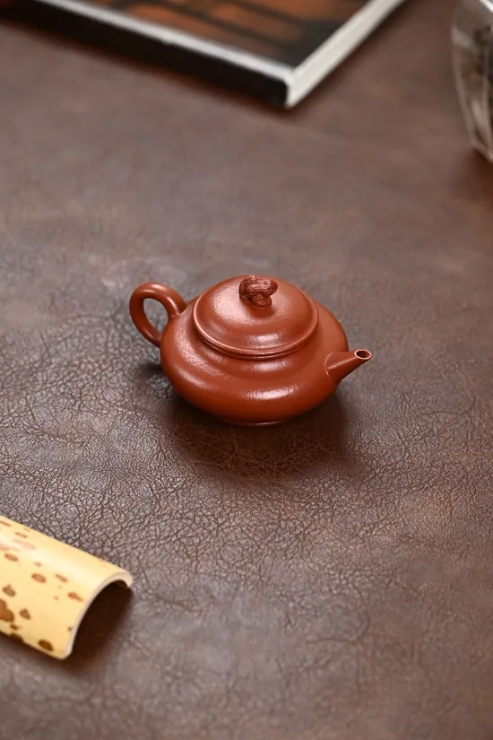 Zisha Teapots: Jade Rabbit Level | Premium Wrinkled Red Clay 3
