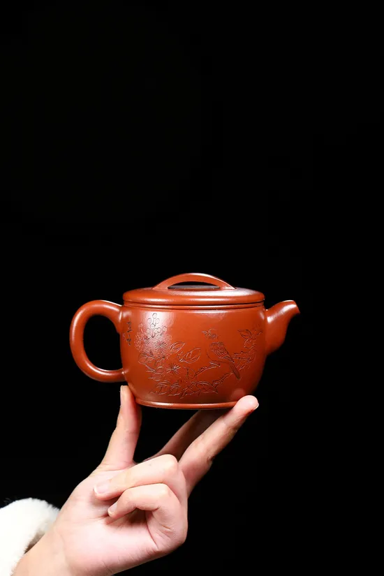 Premium Yixing Zisha Clay Teapot | Hanwa by Chen Yue'e | Handcrafted, Authentic 3