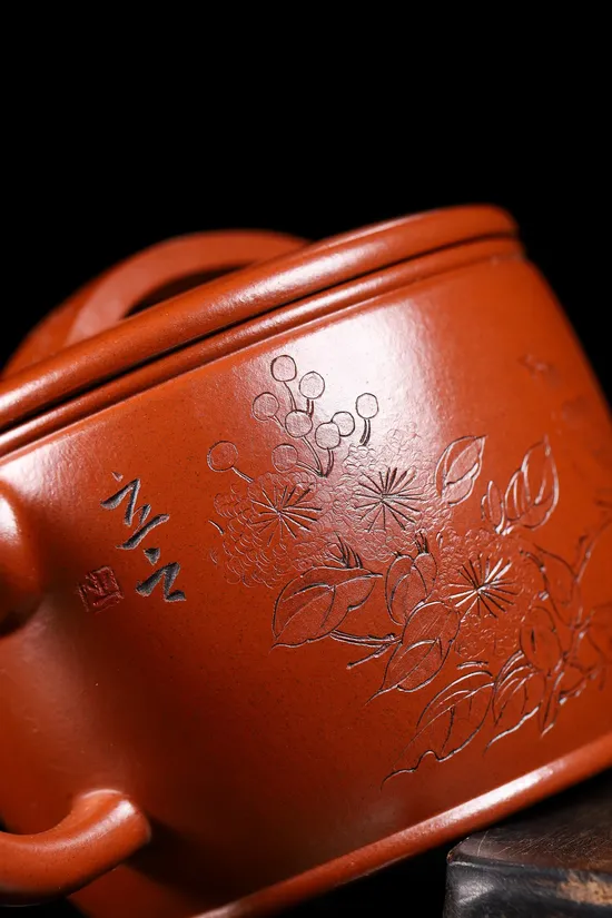 Premium Yixing Zisha Clay Teapot | Hanwa by Chen Yue'e | Handcrafted, Authentic 9