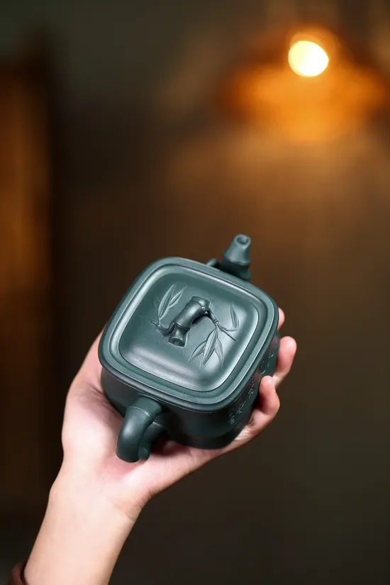 Zisha Teapots: 4500 CNY | Square Bamboo Segment 7