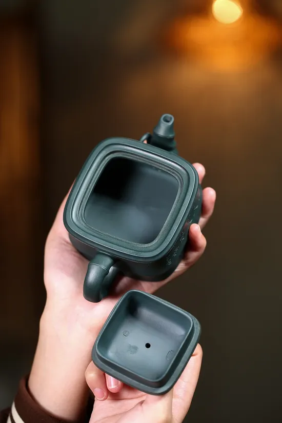Zisha Teapots: 4500 CNY | Square Bamboo Segment 8