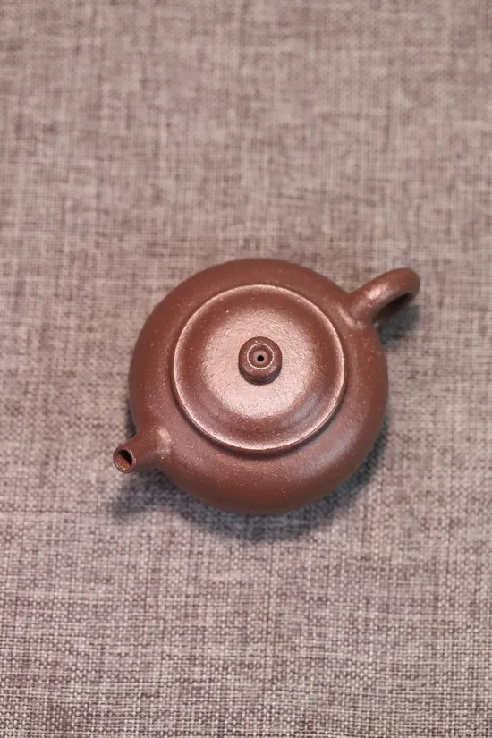 Handcrafted Yixing Teapot: Artisan Zisha Clay Pot for Tea Lovers 4