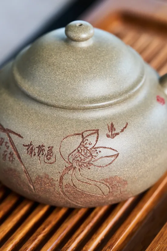 Zisha Teapots: Qingduan clay | 90cc capacity 4