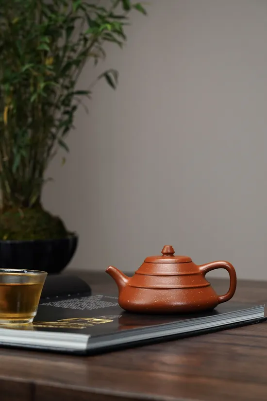 Yixing Zisha Teapot | Handcrafted 20cc Purple Clay Pot with Classic Design 1