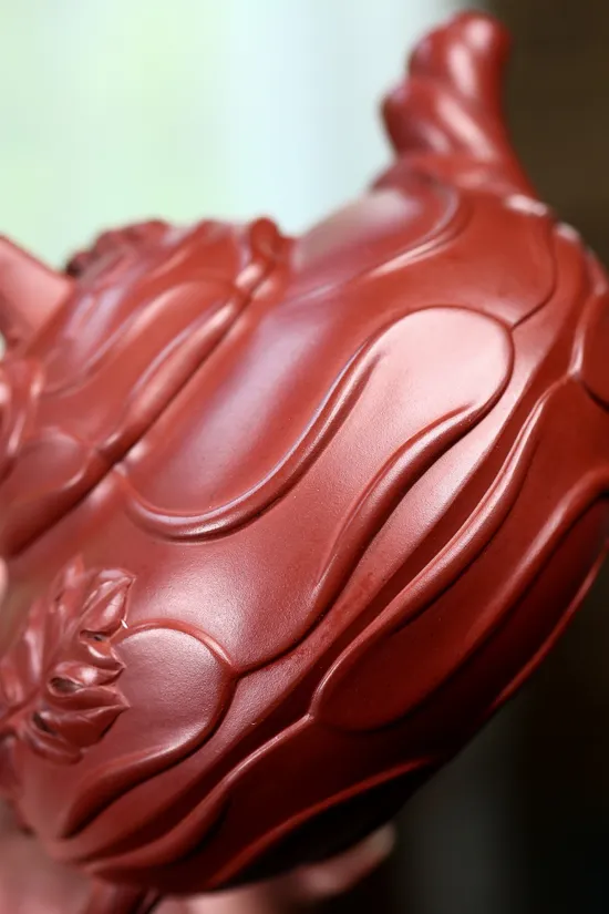 Zisha Teapots: Wind-Whipped Hollyhock | 9 | 900 CNY 2