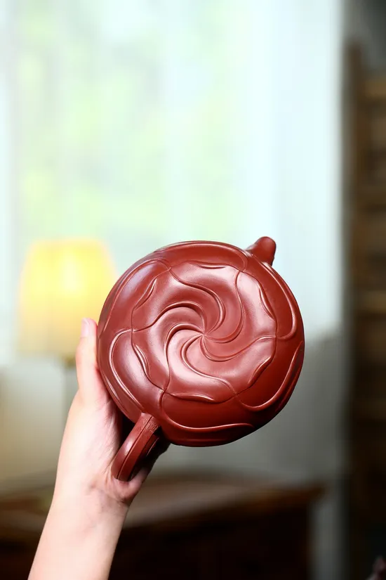 Zisha Teapots: Wind-Whipped Hollyhock | 9 | 900 CNY 3
