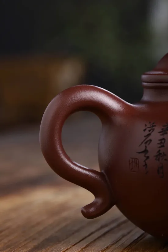 Zisha Teapots: 5400 CNY | original rose red clay 1