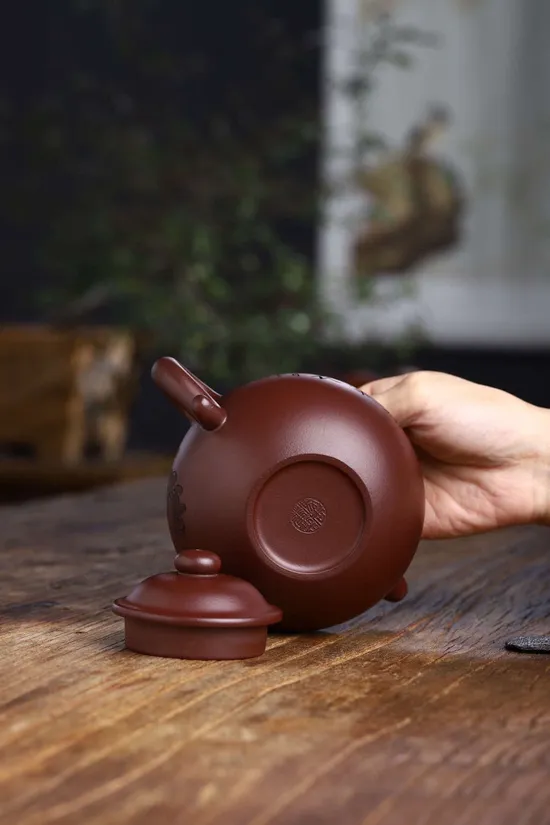 Zisha Teapots: 5400 CNY | original rose red clay 9