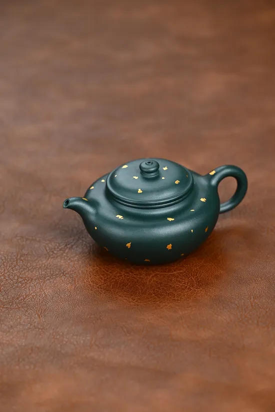 Zisha Teapots: Sumatra green clay | seven spout holes 9